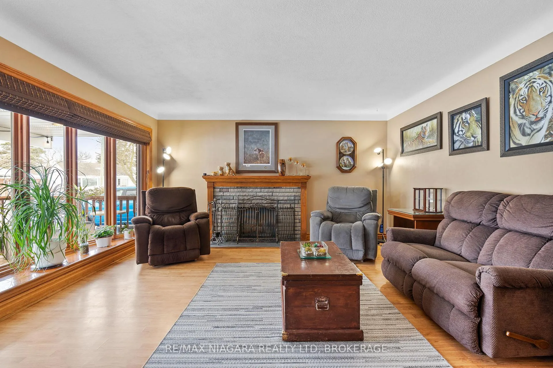 Photo 7 of 12 Aquadale Drive, St. Catharines, Lakeshore — HOMEH