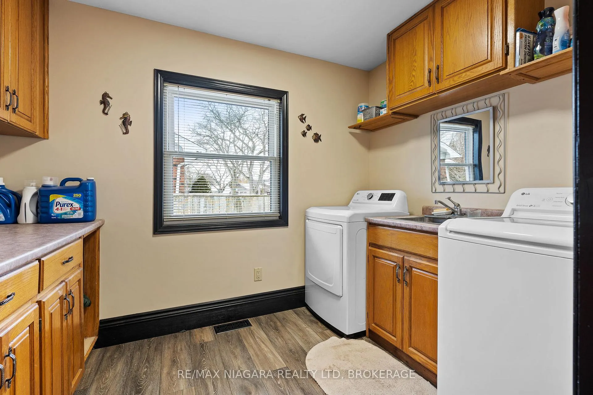 Photo 15 of 12 Aquadale Drive, St. Catharines, Lakeshore — HOMEH