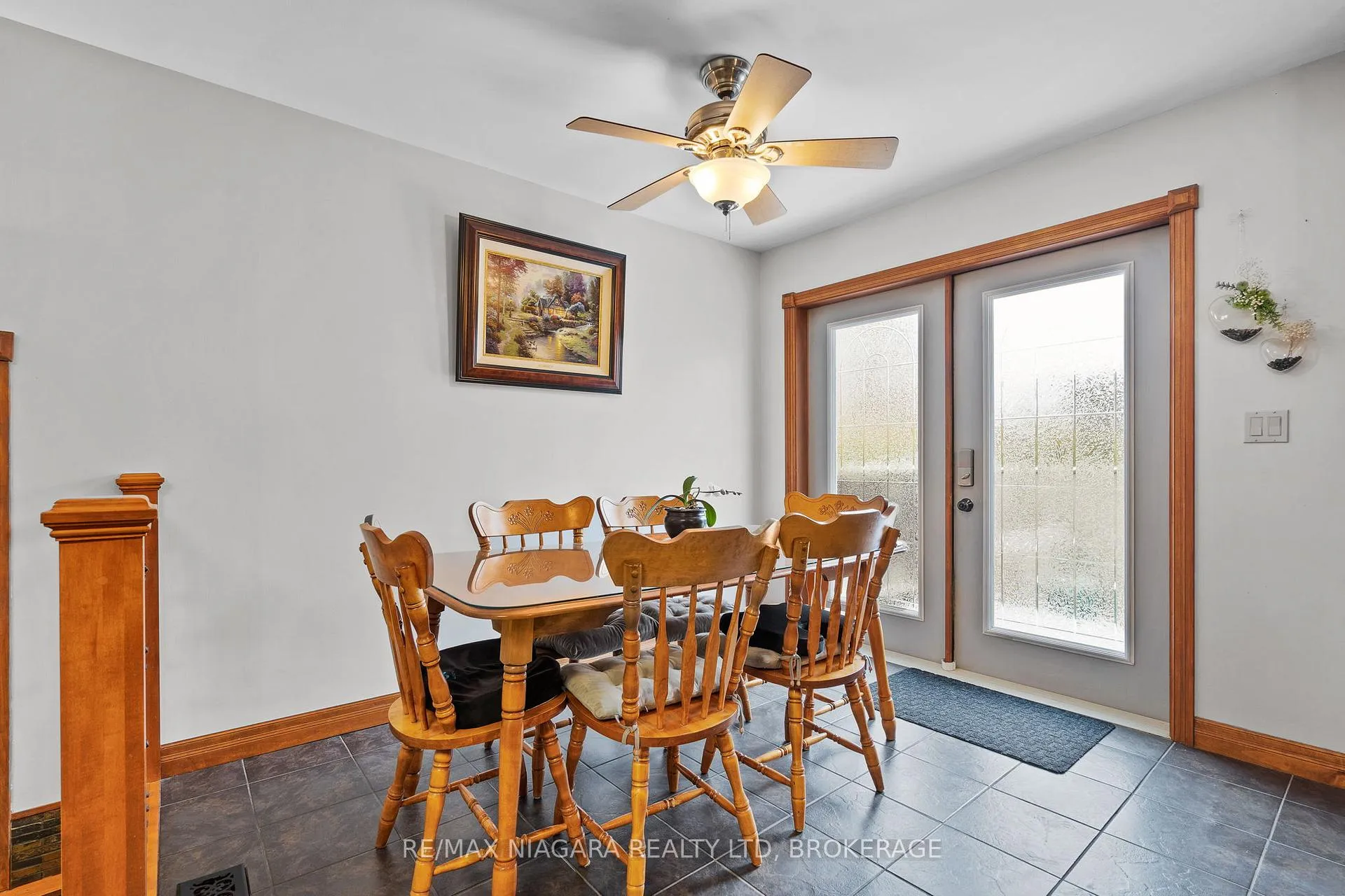 Photo 22 of 12 Aquadale Drive, St. Catharines, Lakeshore — HOMEH