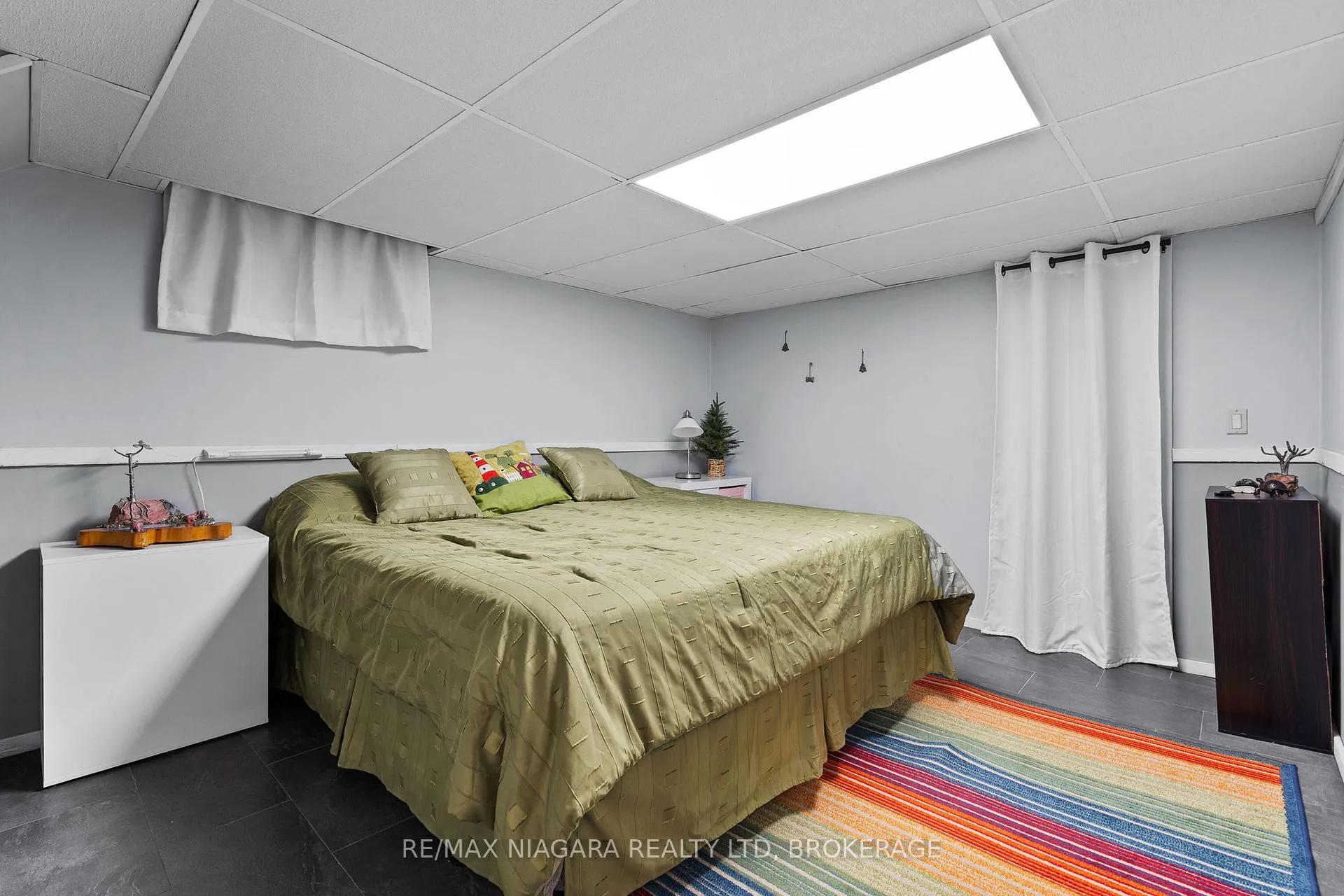 Photo 24 of 12 Aquadale Drive, St. Catharines, Lakeshore — HOMEH