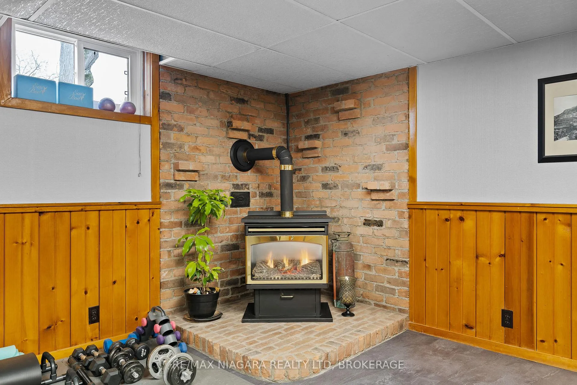 Photo 28 of 12 Aquadale Drive, St. Catharines, Lakeshore — HOMEH