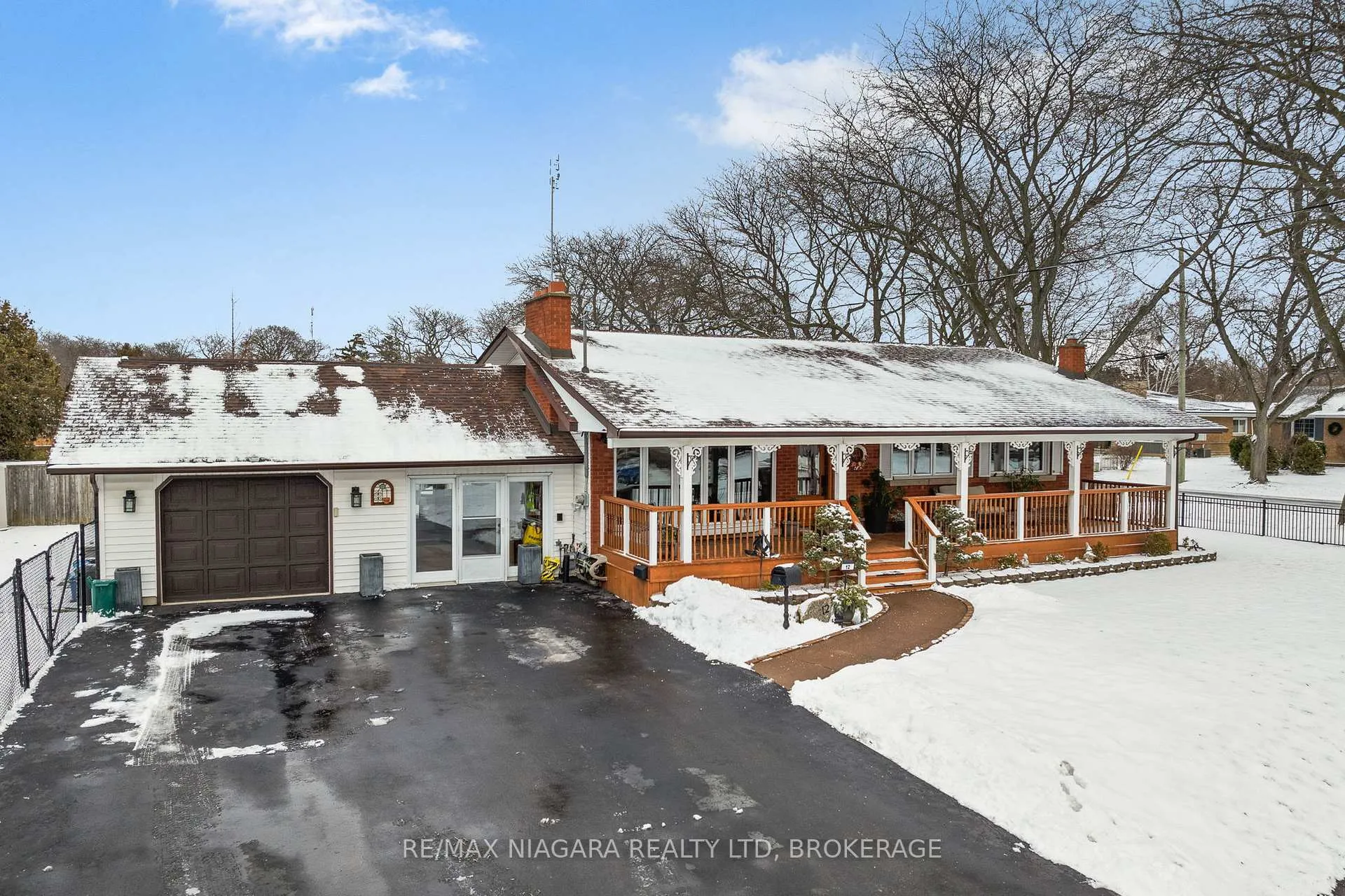 Photo 45 of 12 Aquadale Drive, St. Catharines, Lakeshore — HOMEH