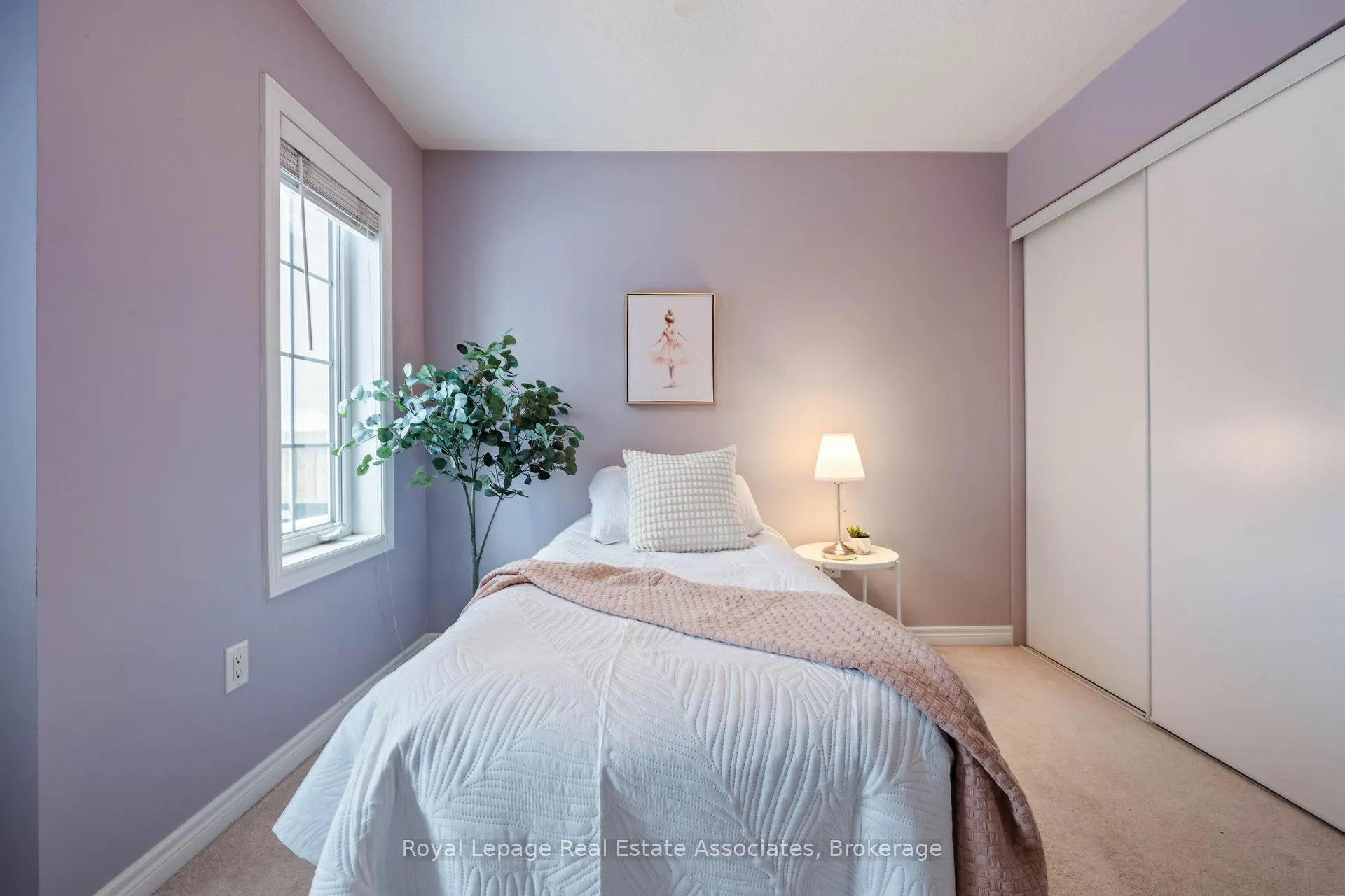 Photo 23 of 44 Sutcliff Lane, Halton Hills, Georgetown — HOMEH