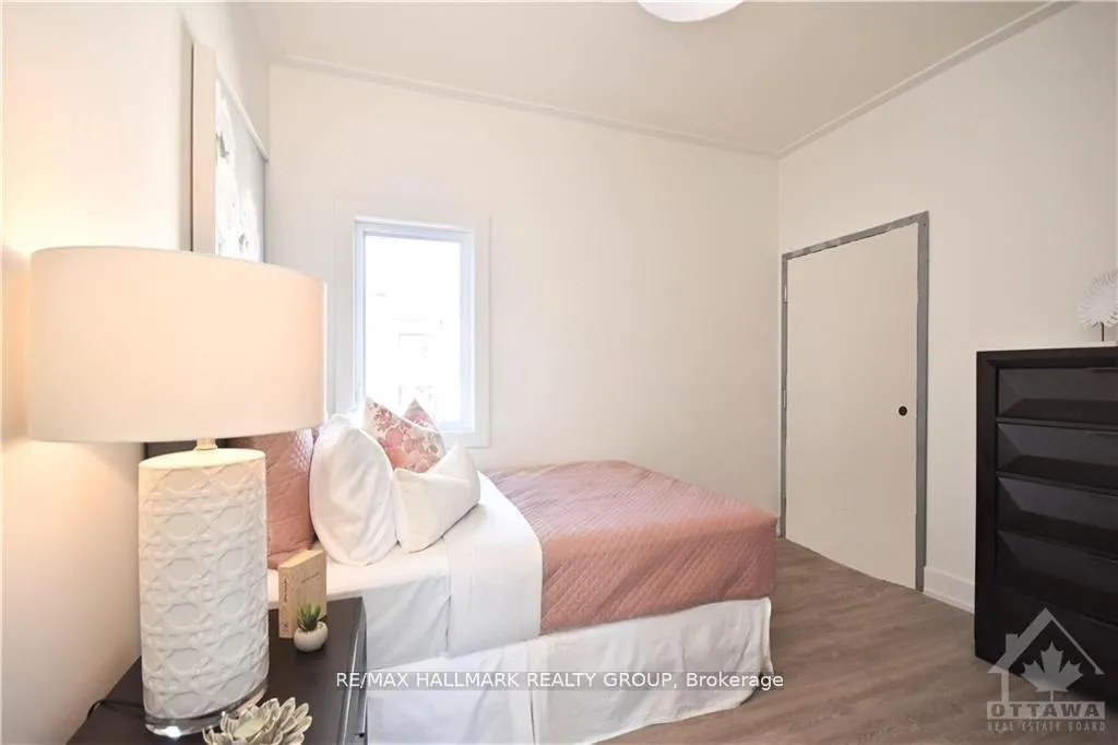 Photo 15 of Unit 4, 368 Chapel Street, Ottawa, Sandy Hill — HOMEH