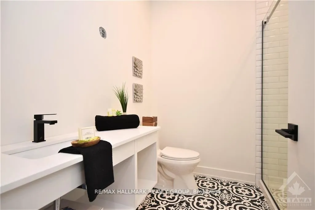 Photo 18 of Unit 4, 368 Chapel Street, Ottawa, Sandy Hill — HOMEH