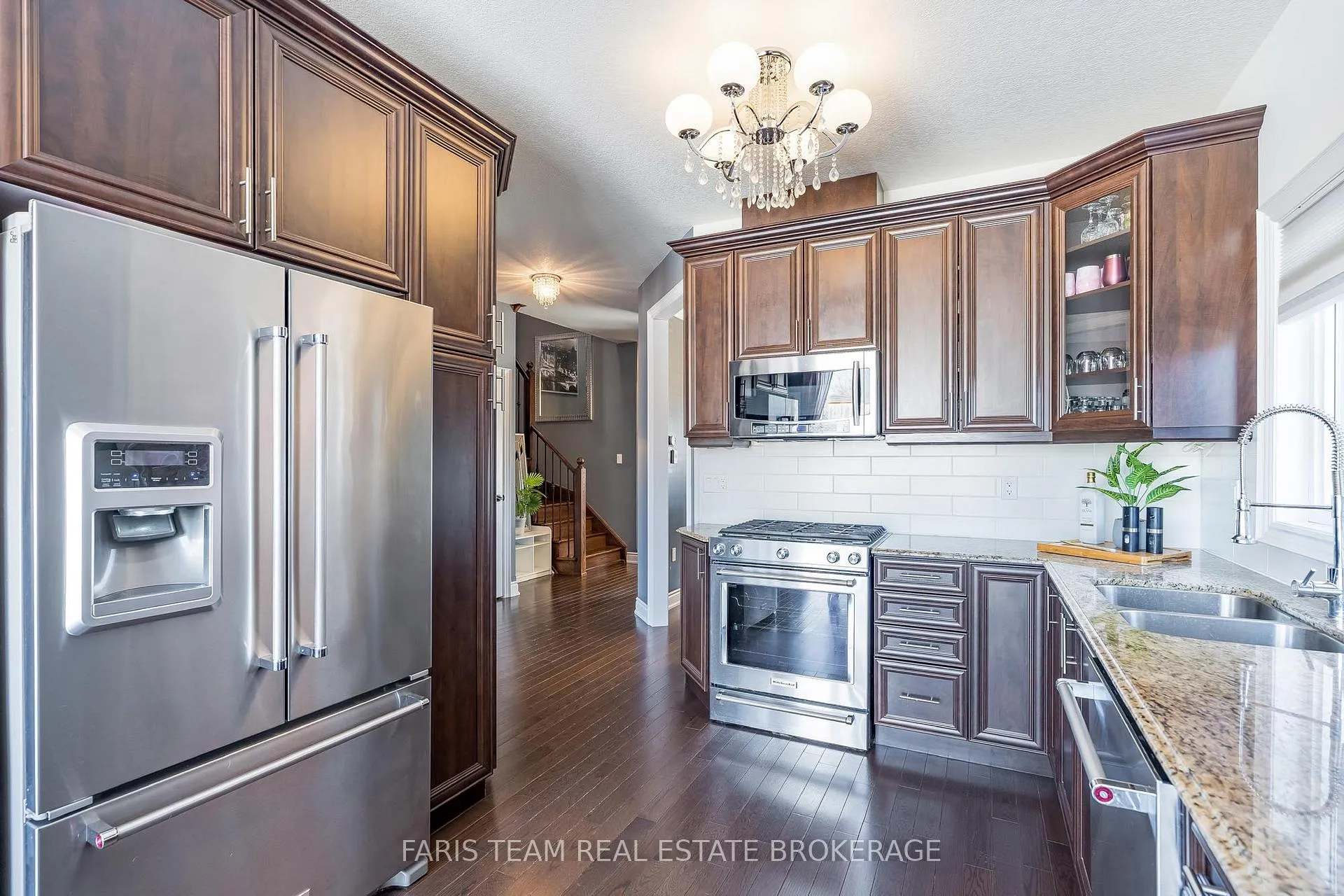 Photo 4 of 1816 Lamstone Street, Innisfil, Alcona — HOMEH