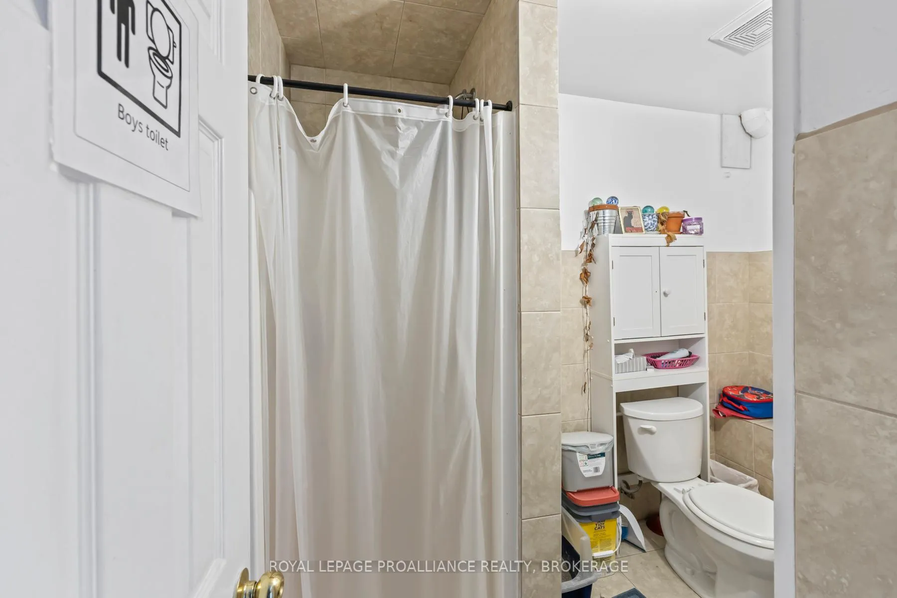 Photo 33 of 125 King Street E, Kingston, Central City East — HOMEH