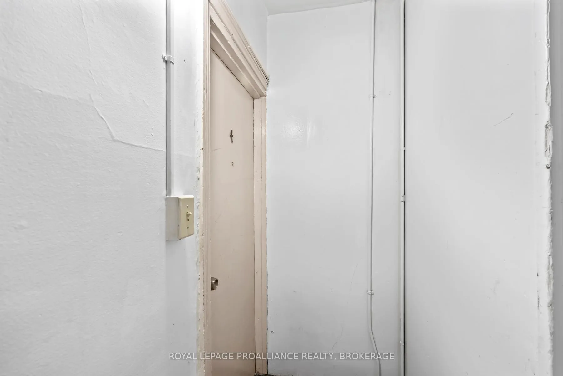 Photo 40 of 125 King Street E, Kingston, Central City East — HOMEH