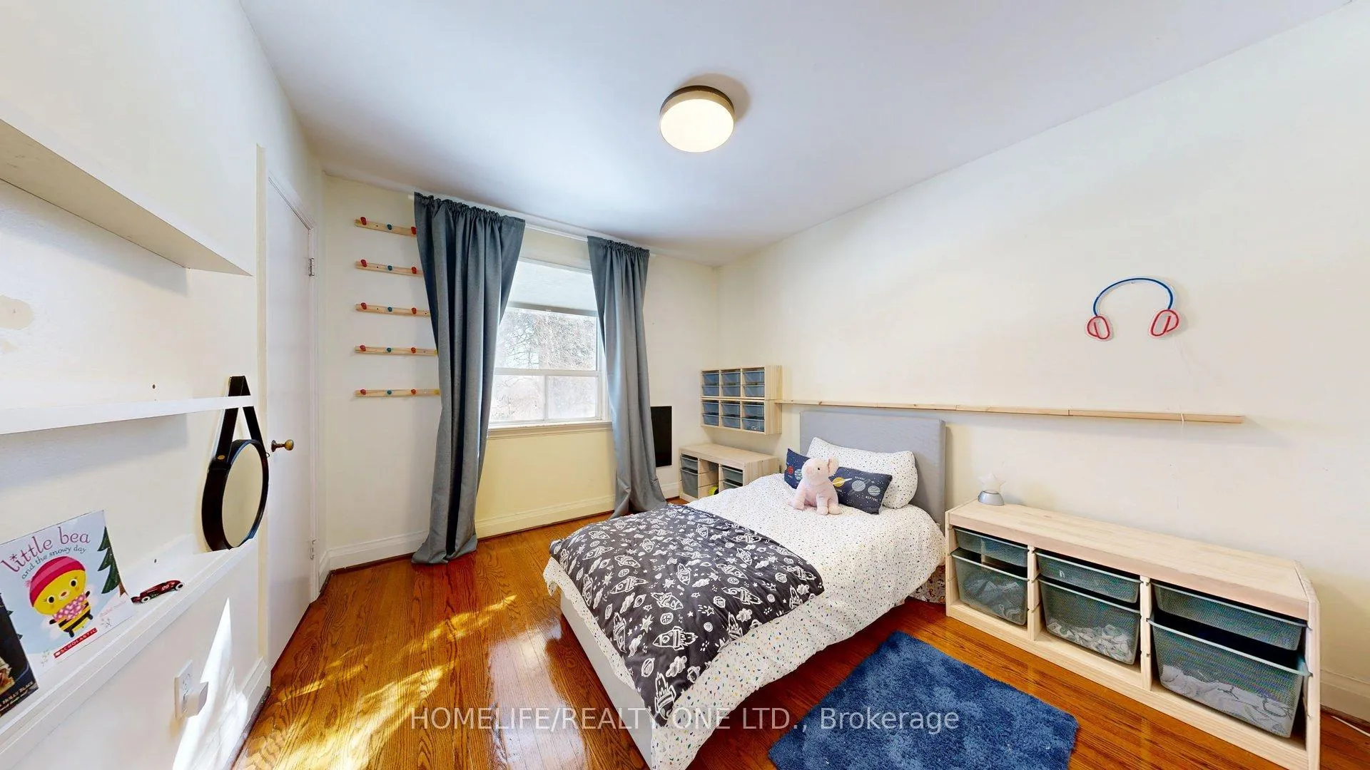Photo 16 of 247 Berry Road, Etobicoke, Stonegate-Queensway — HOMEH