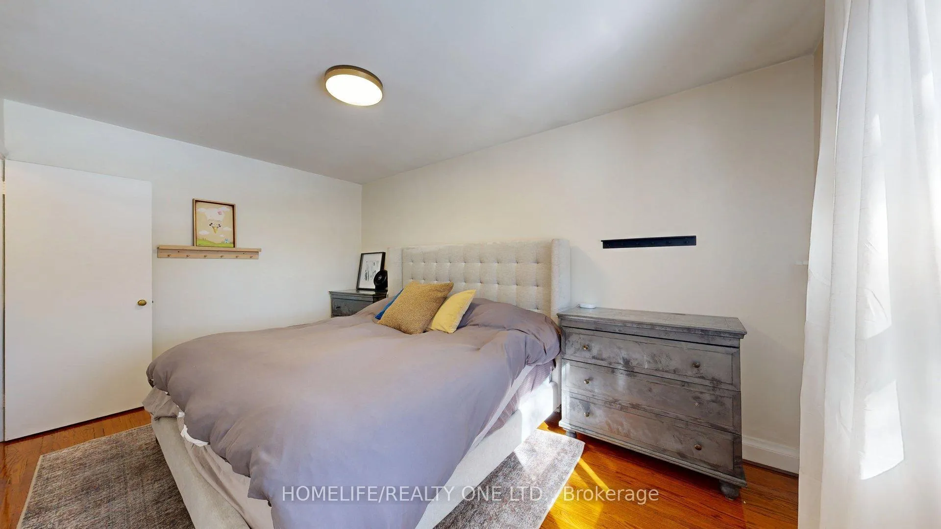 Photo 19 of 247 Berry Road, Etobicoke, Stonegate-Queensway — HOMEH