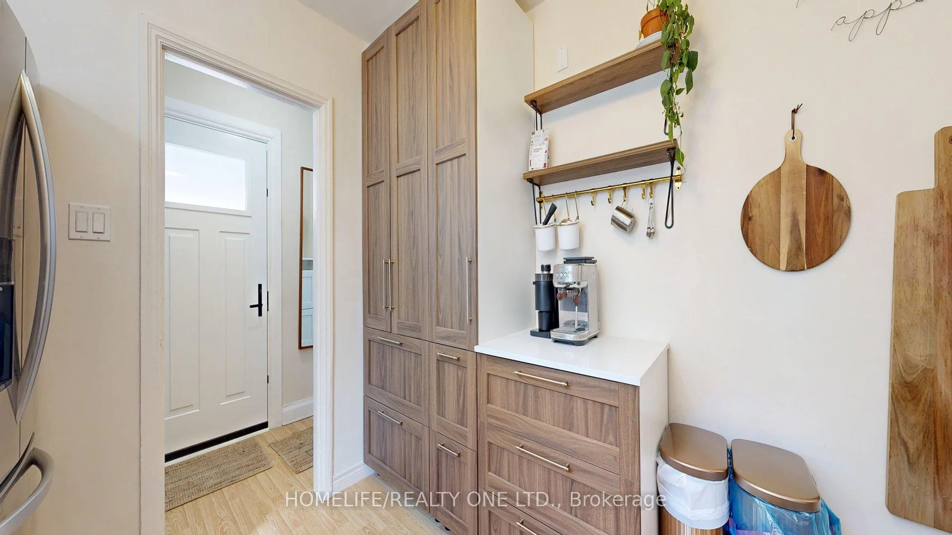 Photo 21 of 247 Berry Road, Etobicoke, Stonegate-Queensway — HOMEH