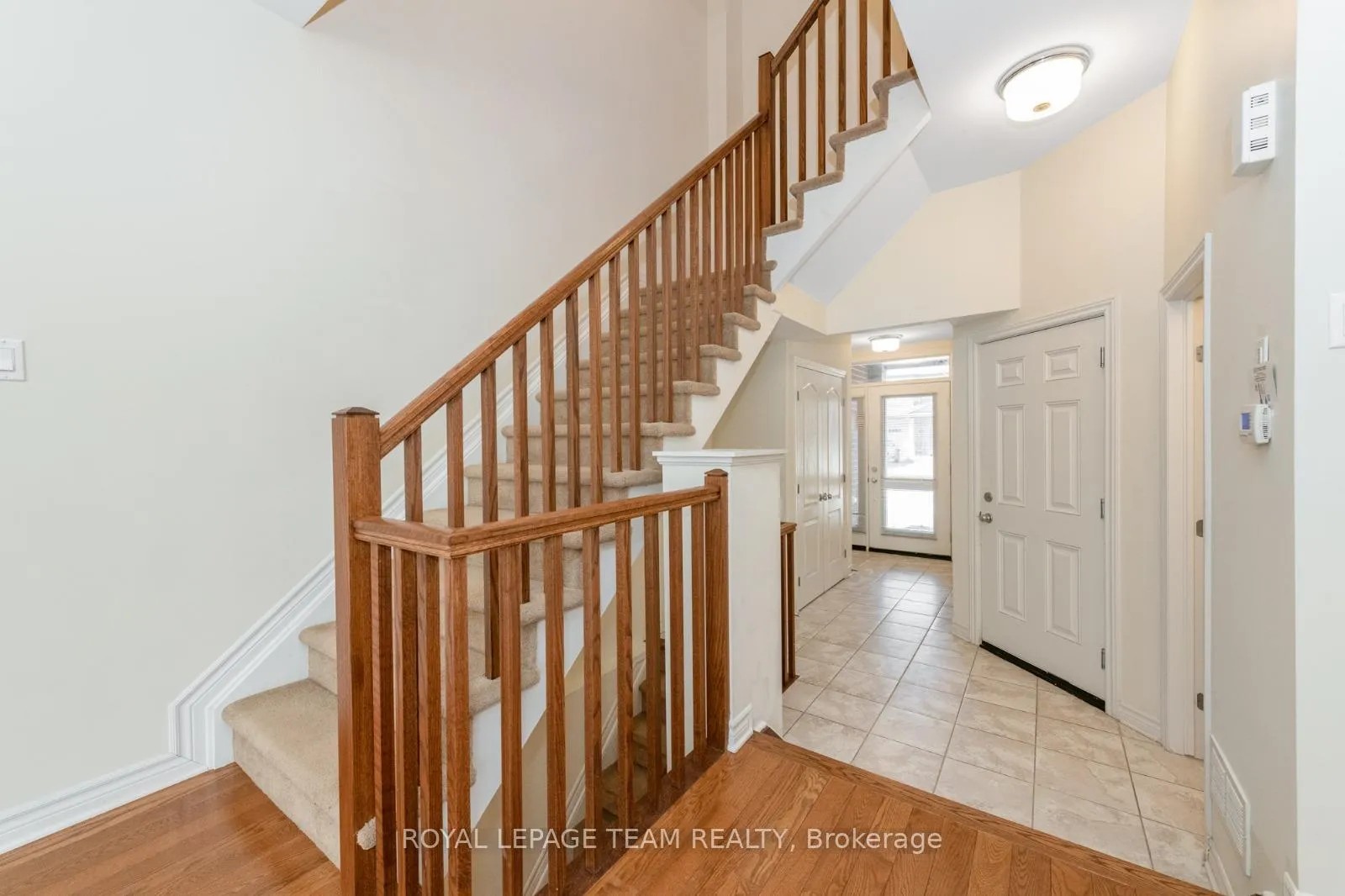 Photo 3 of 711 Sora Way, Ottawa, Blossom Park/Kemp Park/Findlay Creek — HOMEH