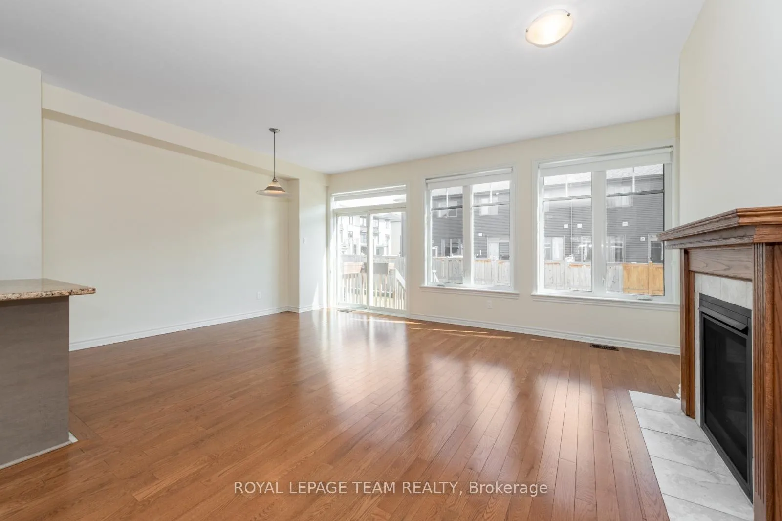 Photo 10 of 711 Sora Way, Ottawa, Blossom Park/Kemp Park/Findlay Creek — HOMEH