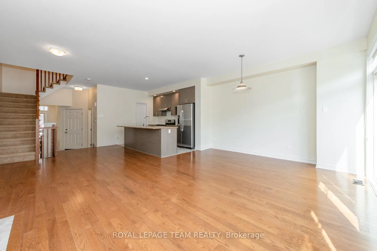 Photo 12 of 711 Sora Way, Ottawa, Blossom Park/Kemp Park/Findlay Creek — HOMEH