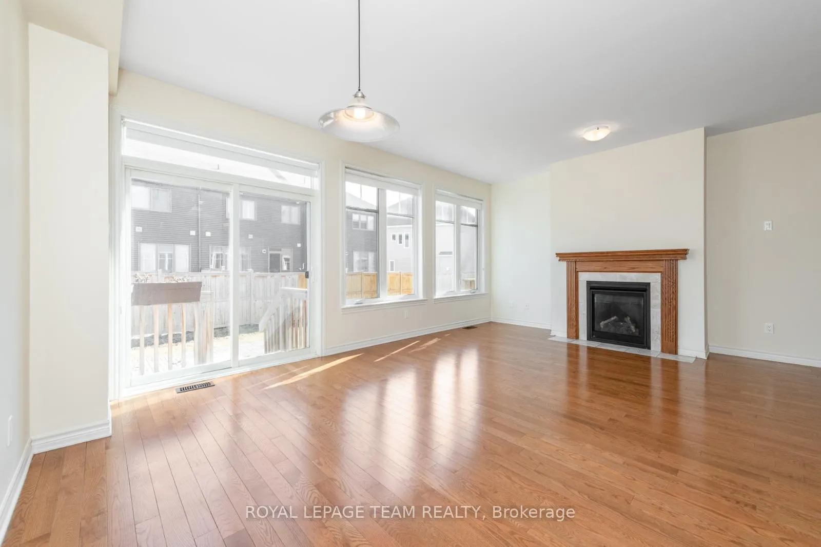 Photo 14 of 711 Sora Way, Ottawa, Blossom Park/Kemp Park/Findlay Creek — HOMEH