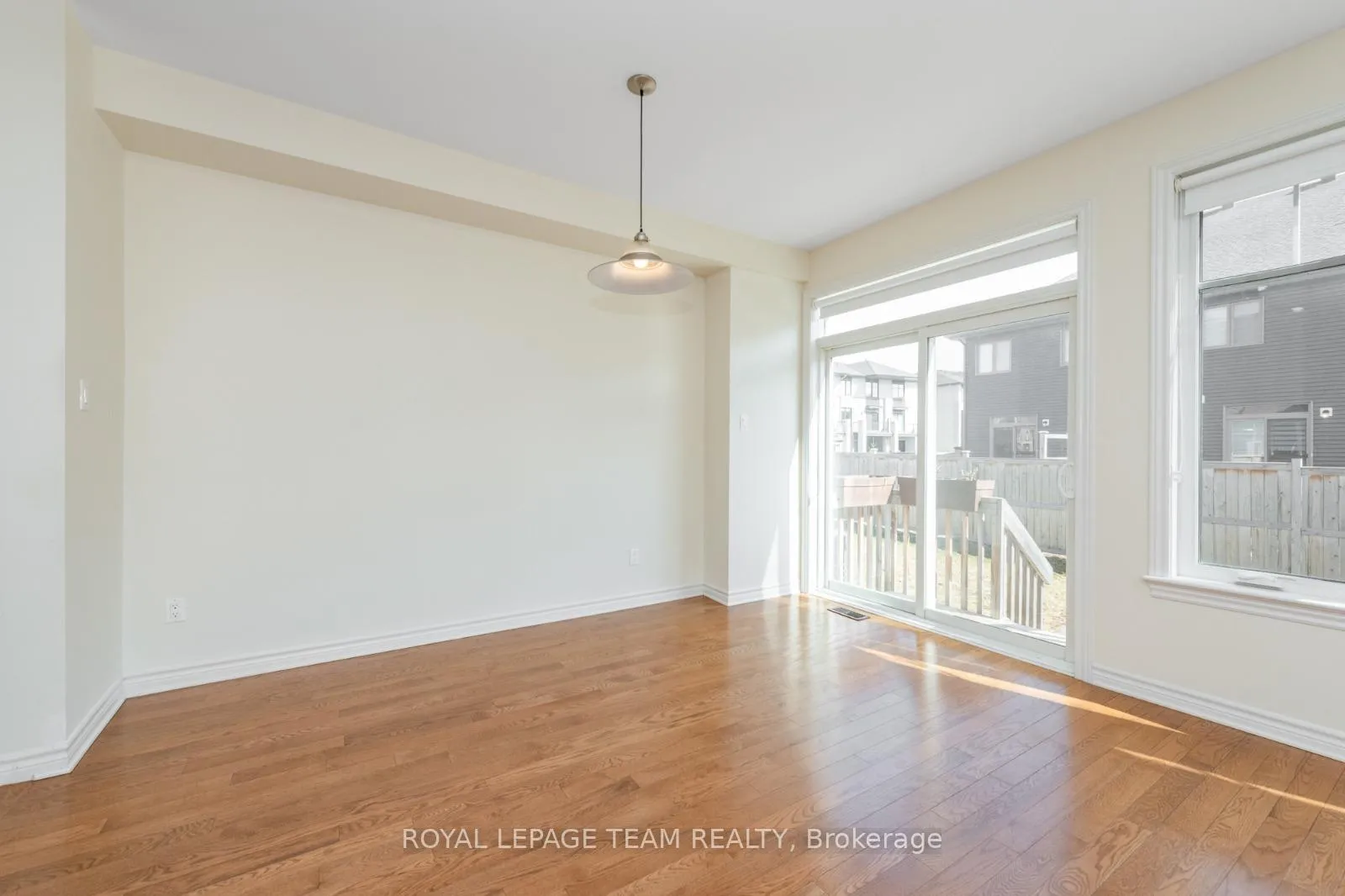 Photo 15 of 711 Sora Way, Ottawa, Blossom Park/Kemp Park/Findlay Creek — HOMEH