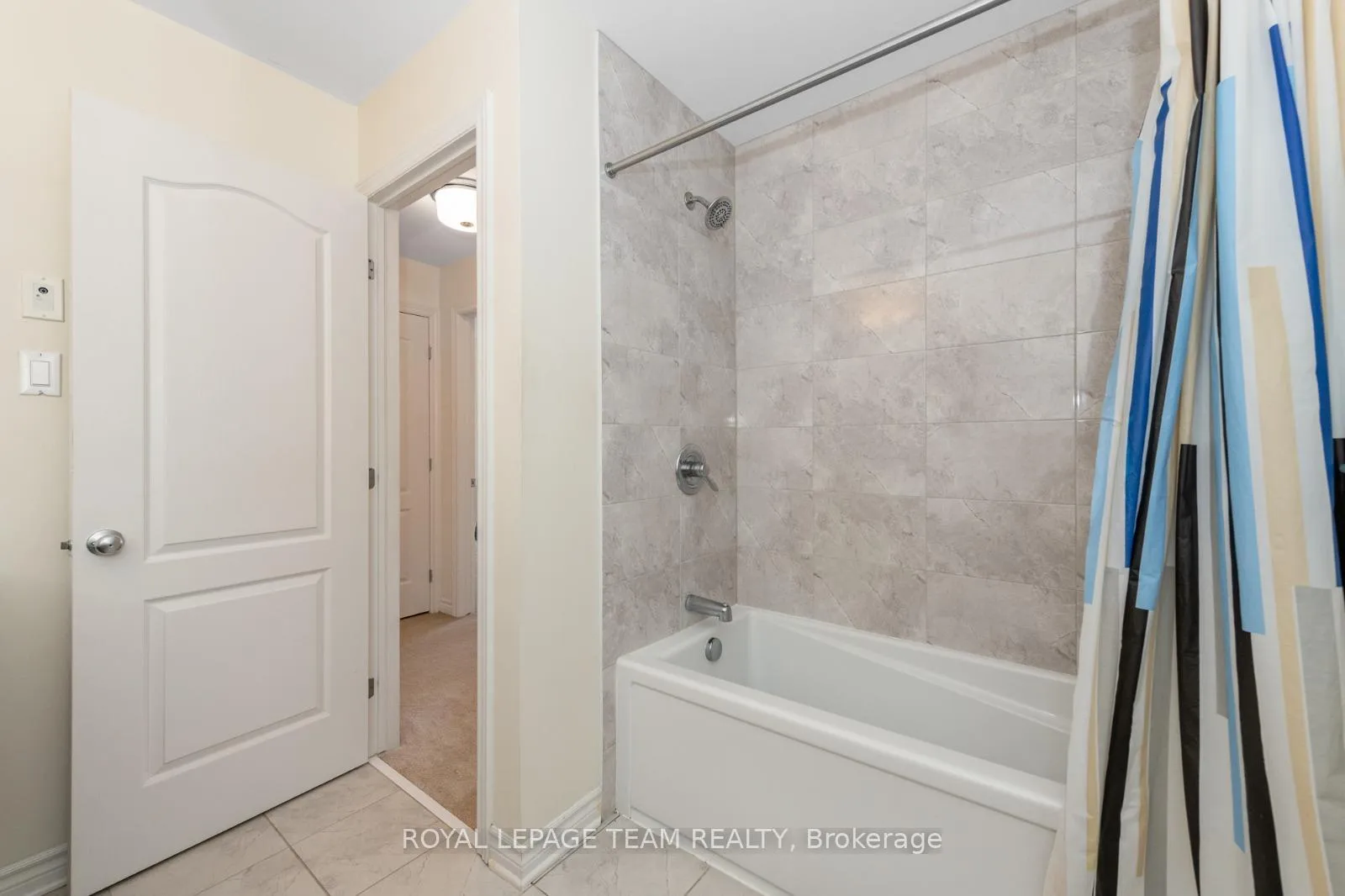 Photo 35 of 711 Sora Way, Ottawa, Blossom Park/Kemp Park/Findlay Creek — HOMEH