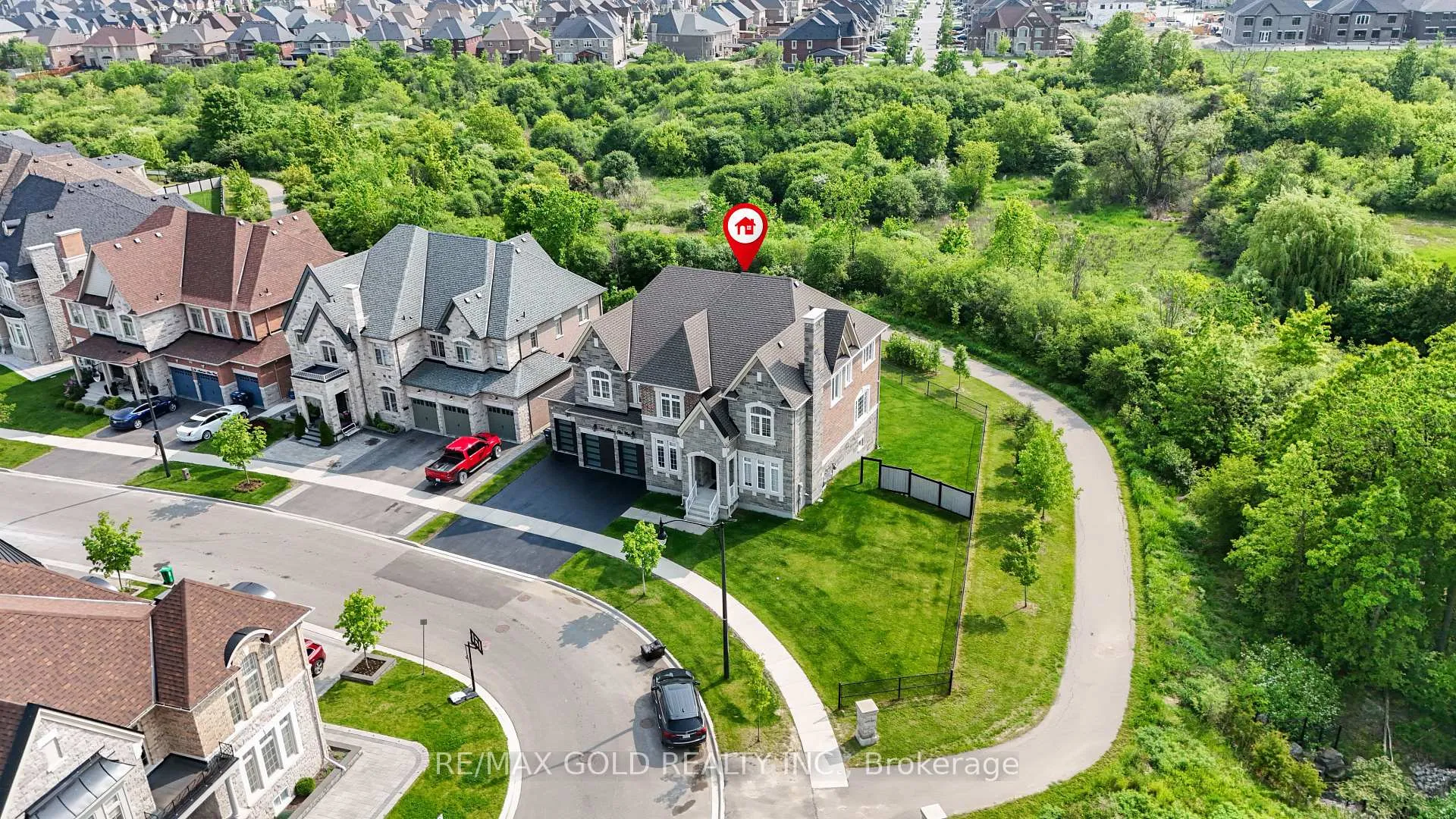 Photo 1 of 40 Autumn Olive Way, Brampton, Toronto Gore Rural Estate — HOMEH