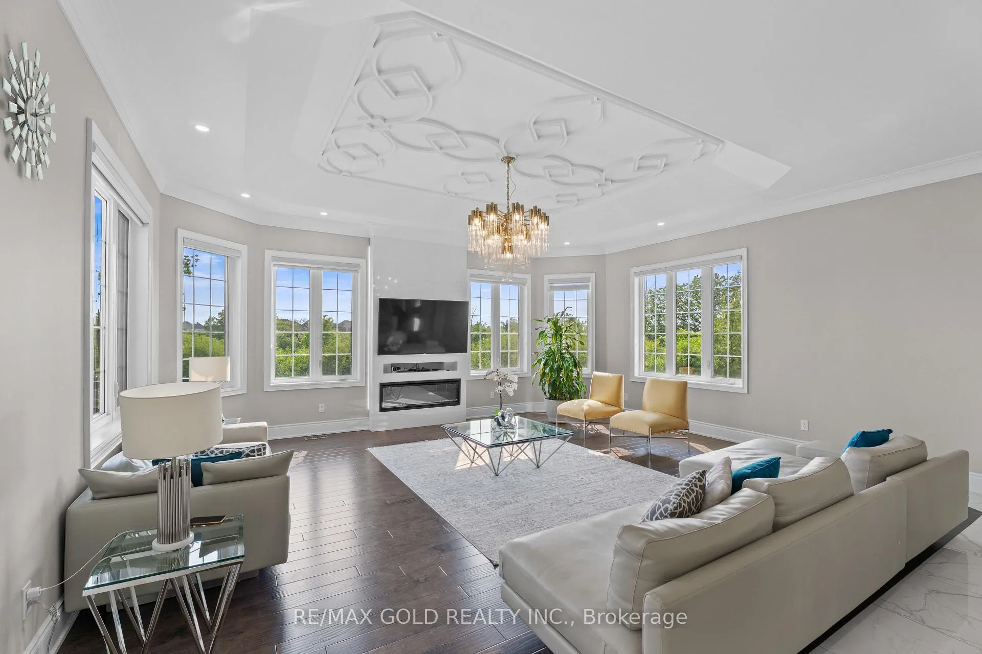 Photo 16 of 40 Autumn Olive Way, Brampton, Toronto Gore Rural Estate — HOMEH