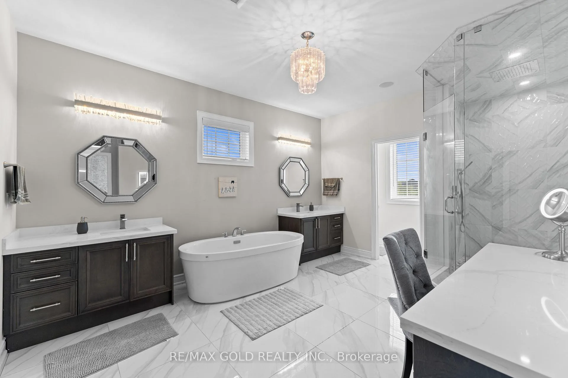 Photo 24 of 40 Autumn Olive Way, Brampton, Toronto Gore Rural Estate — HOMEH