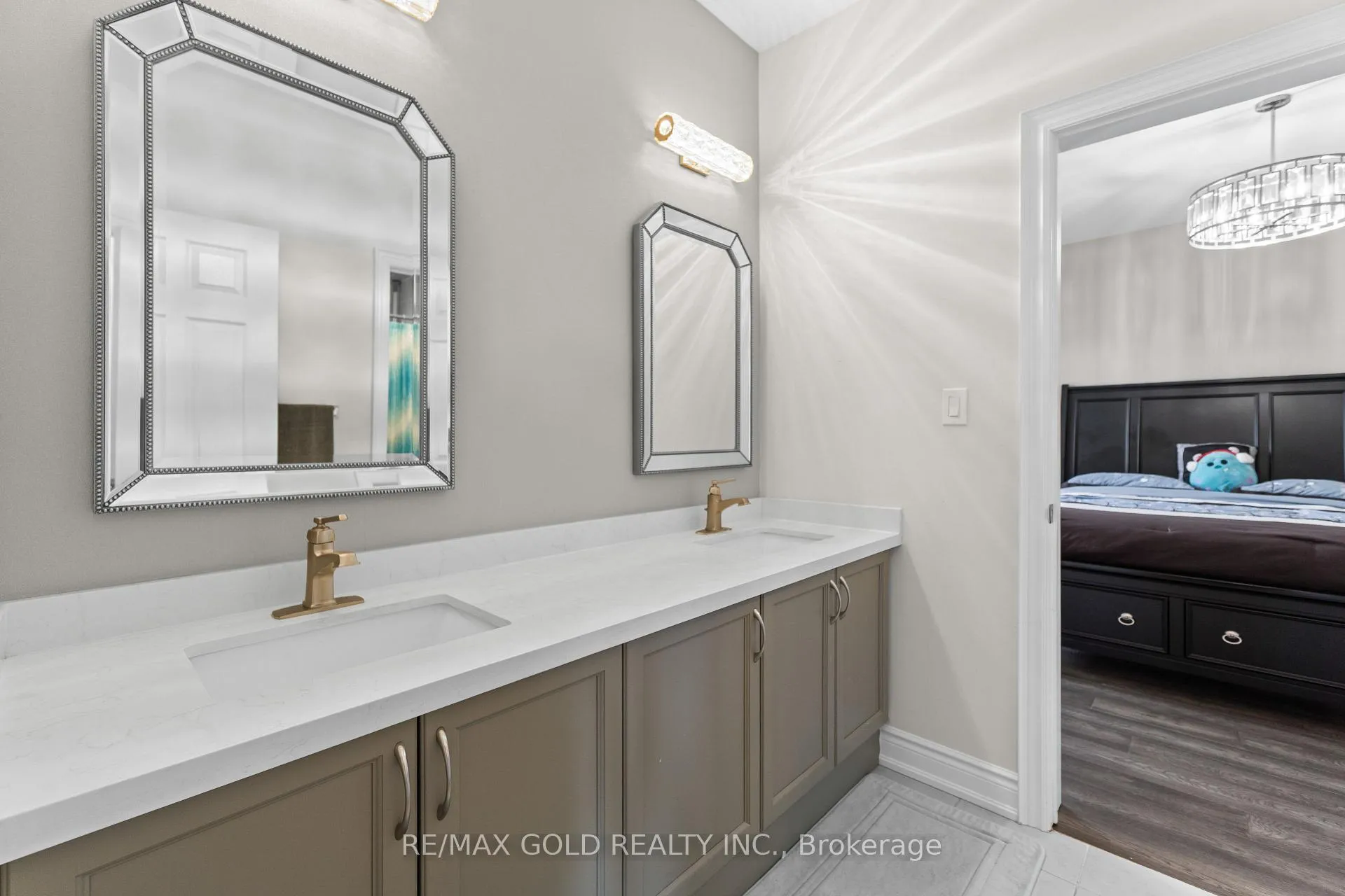 Photo 31 of 40 Autumn Olive Way, Brampton, Toronto Gore Rural Estate — HOMEH