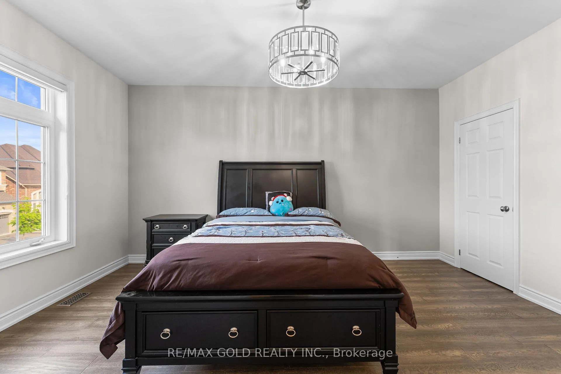 Photo 32 of 40 Autumn Olive Way, Brampton, Toronto Gore Rural Estate — HOMEH