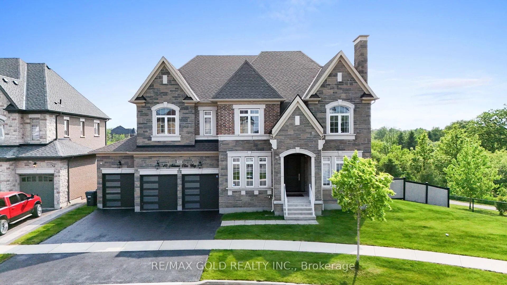 Photo 37 of 40 Autumn Olive Way, Brampton, Toronto Gore Rural Estate — HOMEH