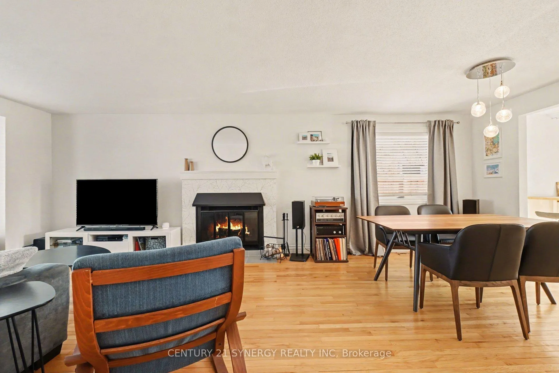 Photo 5 of 6044 Willowbark Drive, Ottawa, Chapel Hill — HOMEH