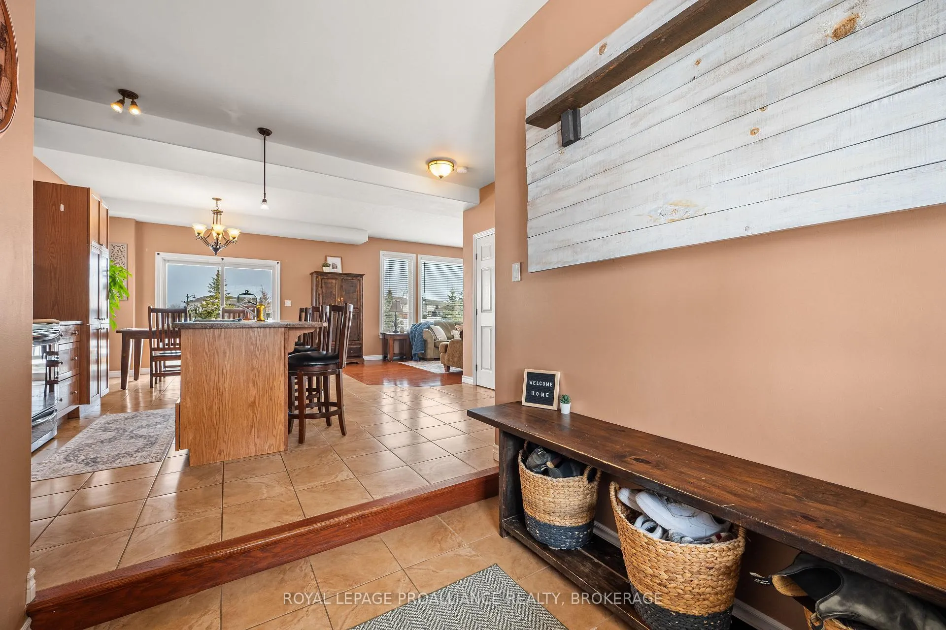 Photo 5 of 121 Blakely Street, Loyalist, Amherstview — HOMEH