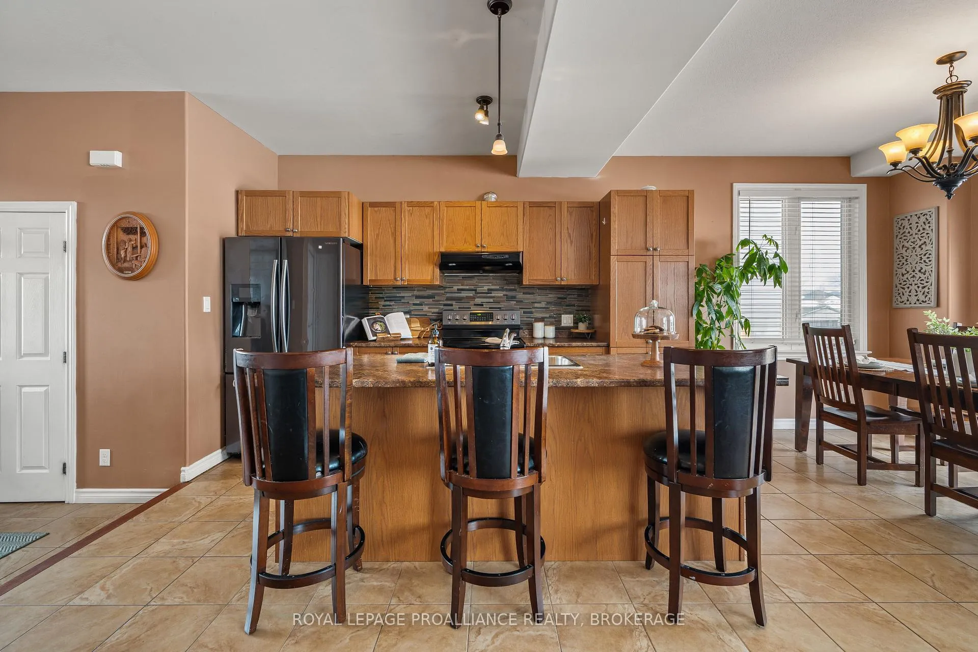Photo 7 of 121 Blakely Street, Loyalist, Amherstview — HOMEH