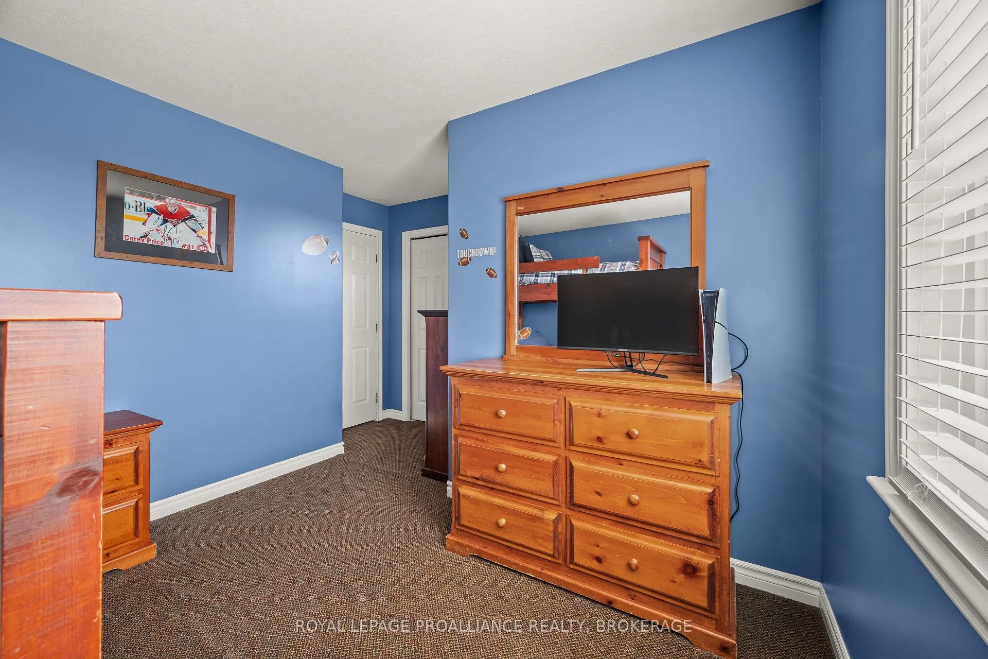 Photo 18 of 121 Blakely Street, Loyalist, Amherstview — HOMEH