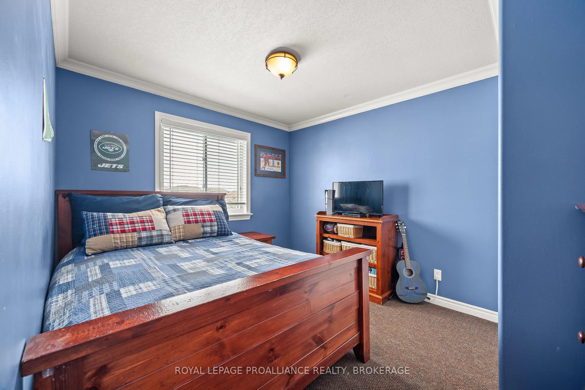 Photo 20 of 121 Blakely Street, Loyalist, Amherstview — HOMEH
