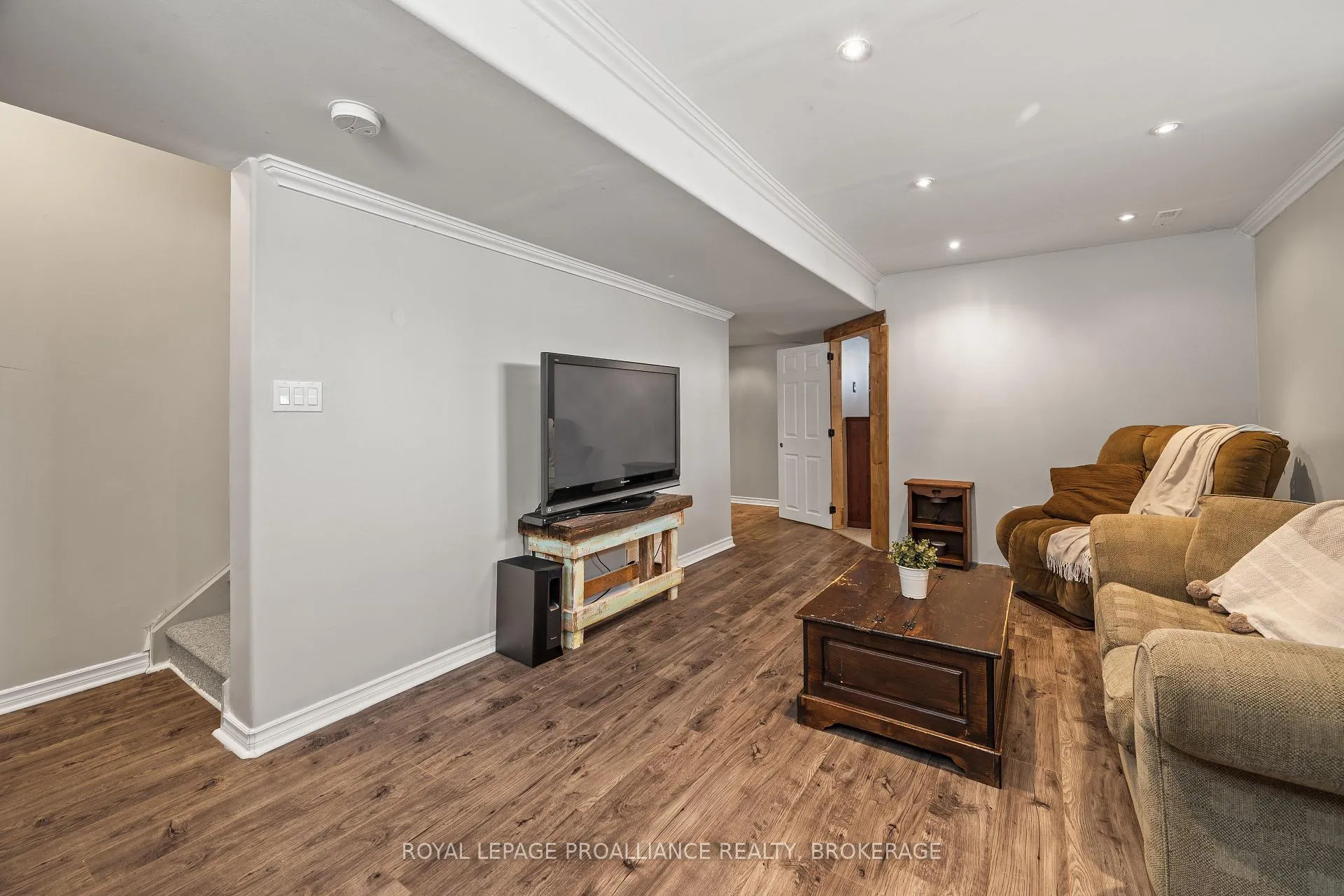 Photo 27 of 121 Blakely Street, Loyalist, Amherstview — HOMEH