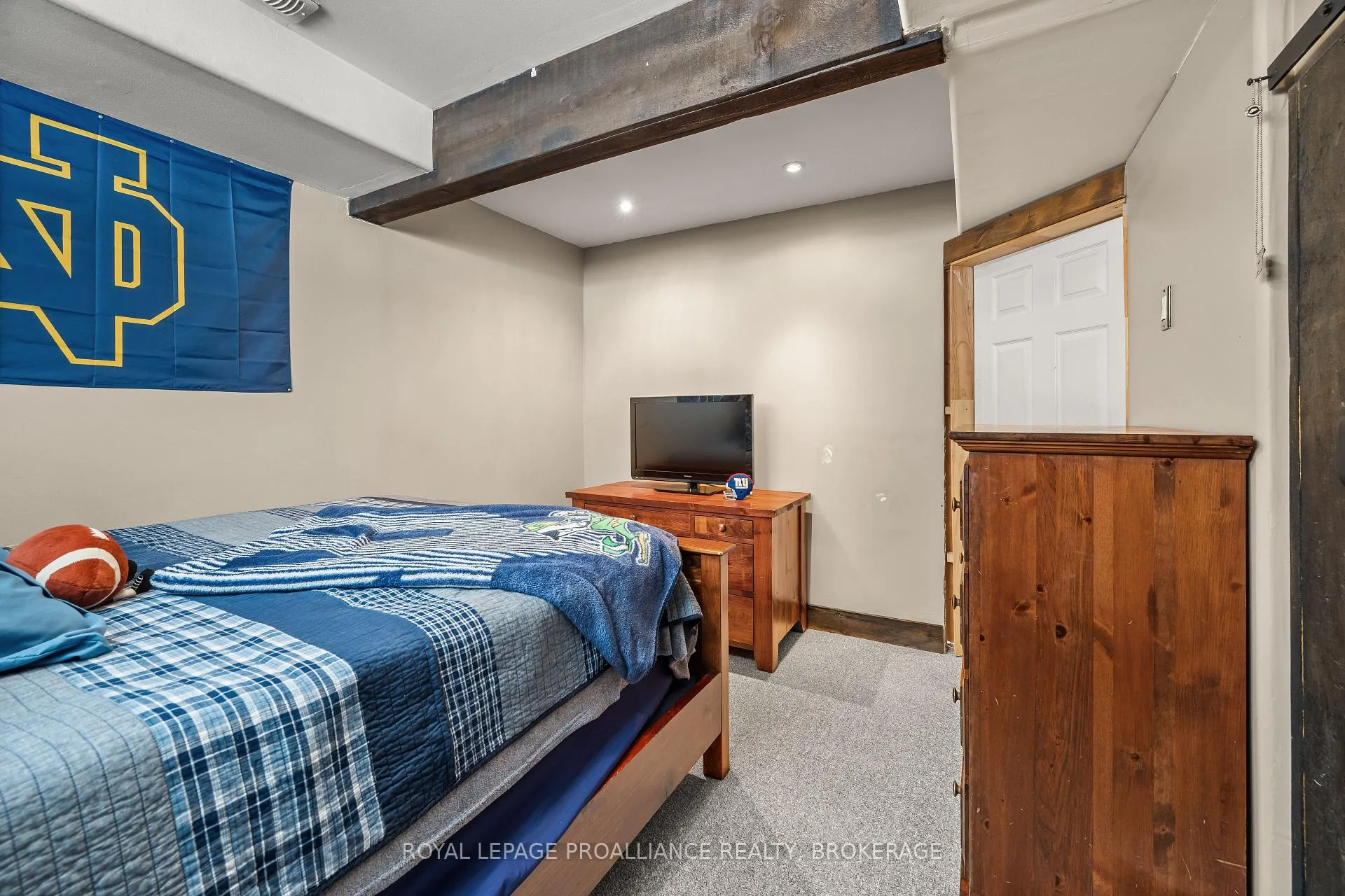 Photo 31 of 121 Blakely Street, Loyalist, Amherstview — HOMEH
