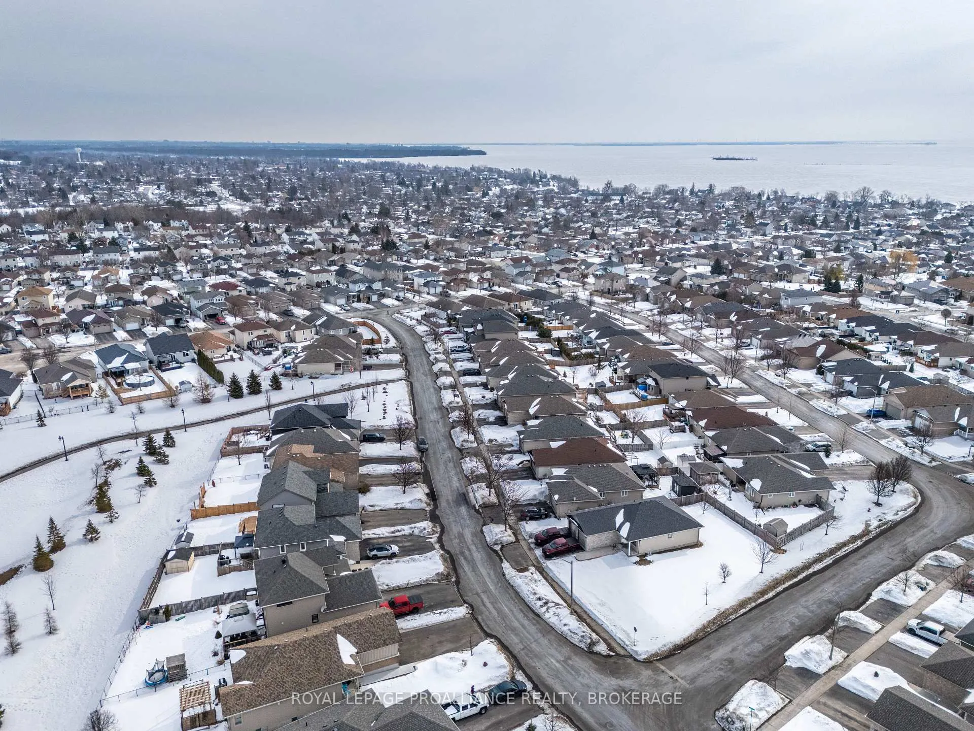 Photo 42 of 121 Blakely Street, Loyalist, Amherstview — HOMEH