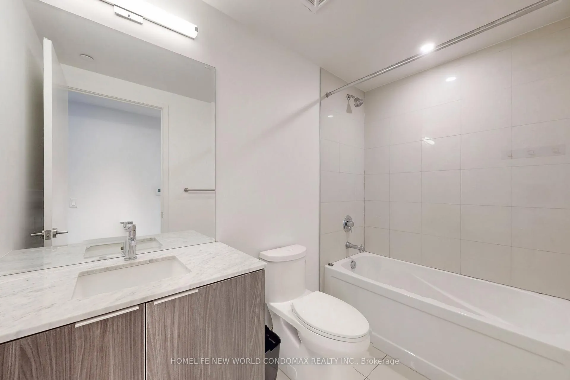 Photo 22 of Unit 1201, 15 Queens Quay E, Toronto, Waterfront Communities — HOMEH