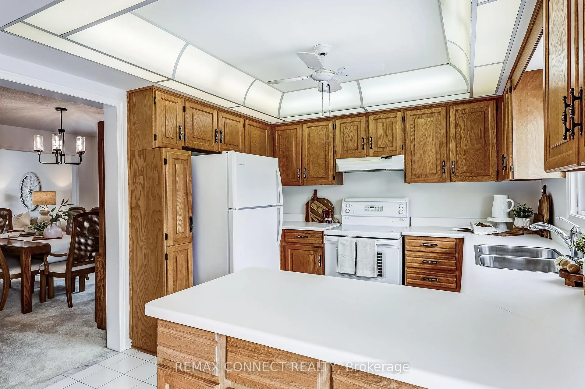 Photo 9 of 133 Walford Road, Markham, Middlefield — HOMEH
