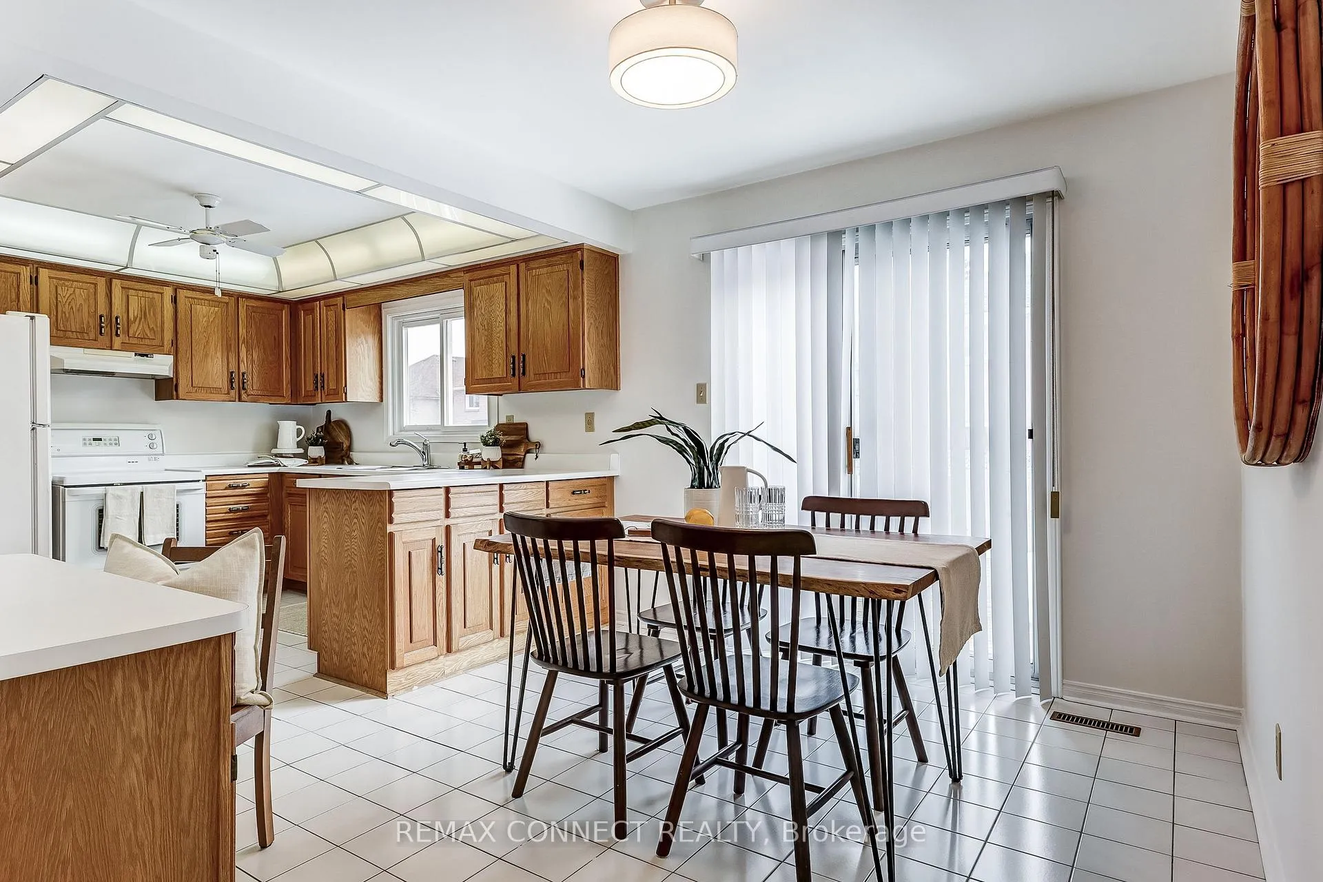 Photo 11 of 133 Walford Road, Markham, Middlefield — HOMEH