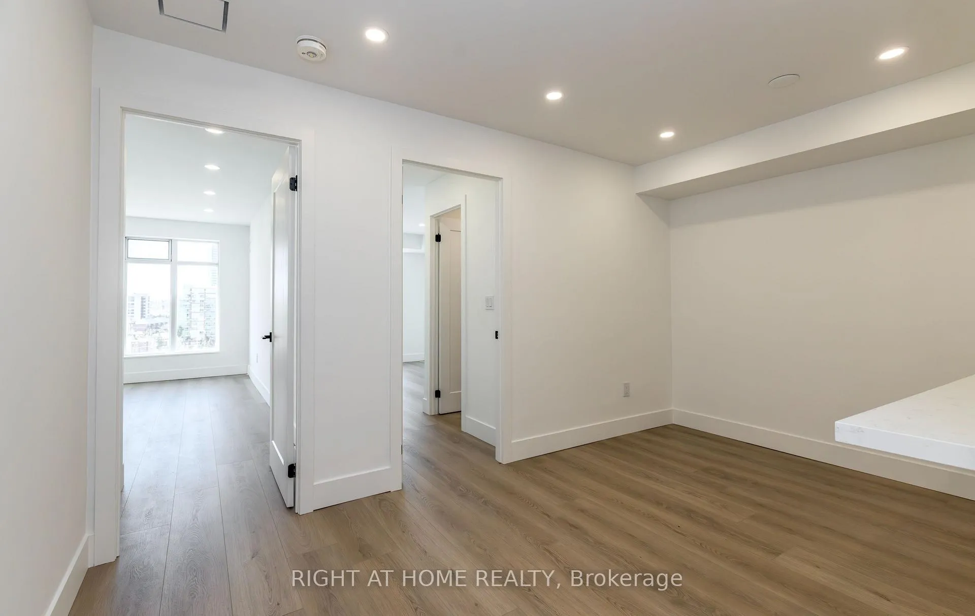 Photo 21 of Unit 1508-1509, 135 Pond Drive, Markham, Commerce Valley — HOMEH