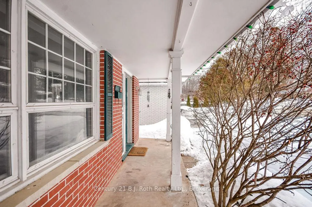 Photo 3 of 240 Macartney Street, Midland — HOMEH