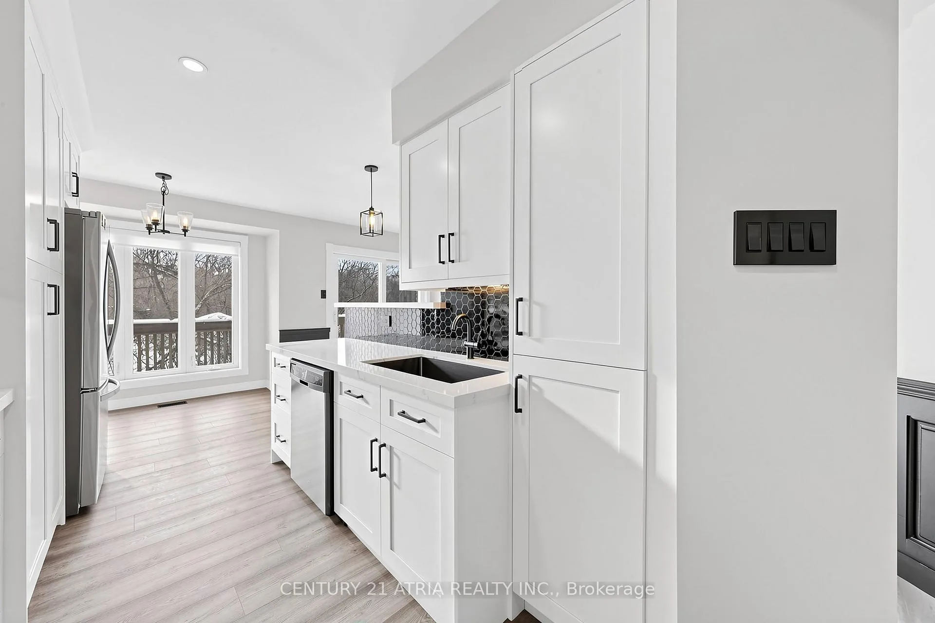 Photo 9 of 35 Anderson Place, Aurora, Aurora Highlands — HOMEH
