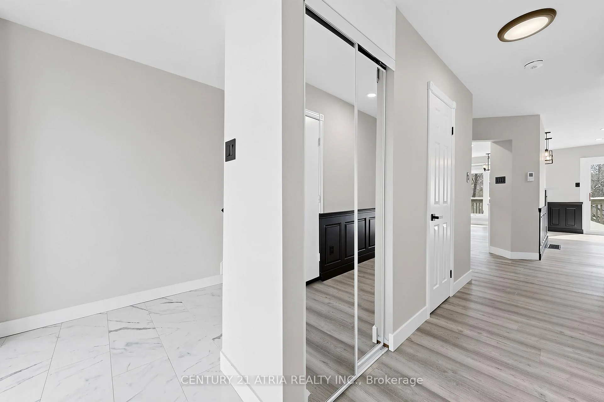 Photo 18 of 35 Anderson Place, Aurora, Aurora Highlands — HOMEH