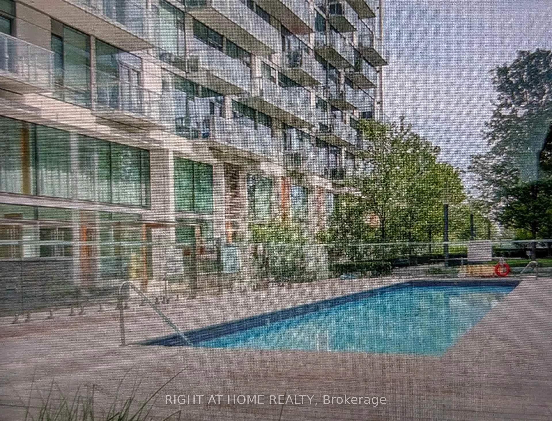 Photo 2 of Unit 336, 39 Queens Quay E, Toronto, Waterfront Communities — HOMEH