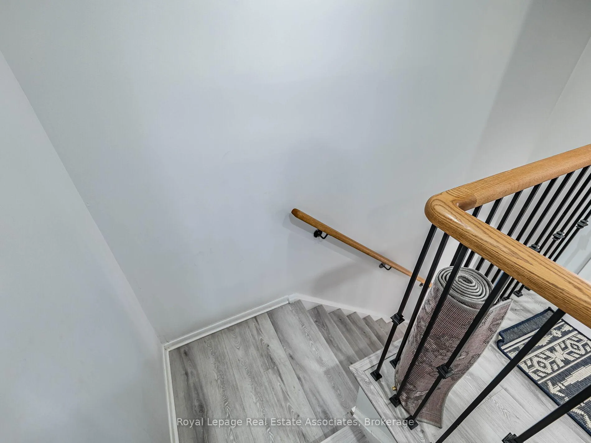 Photo 15 of 19 Gatwick Lane, Brampton, Northgate — HOMEH