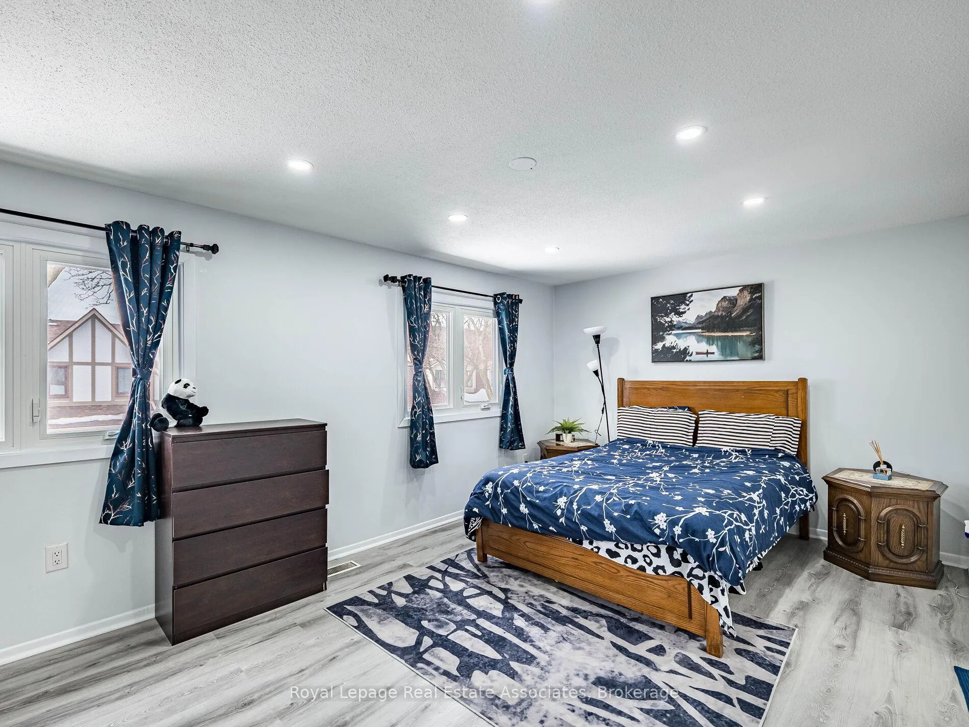 Photo 17 of 19 Gatwick Lane, Brampton, Northgate — HOMEH