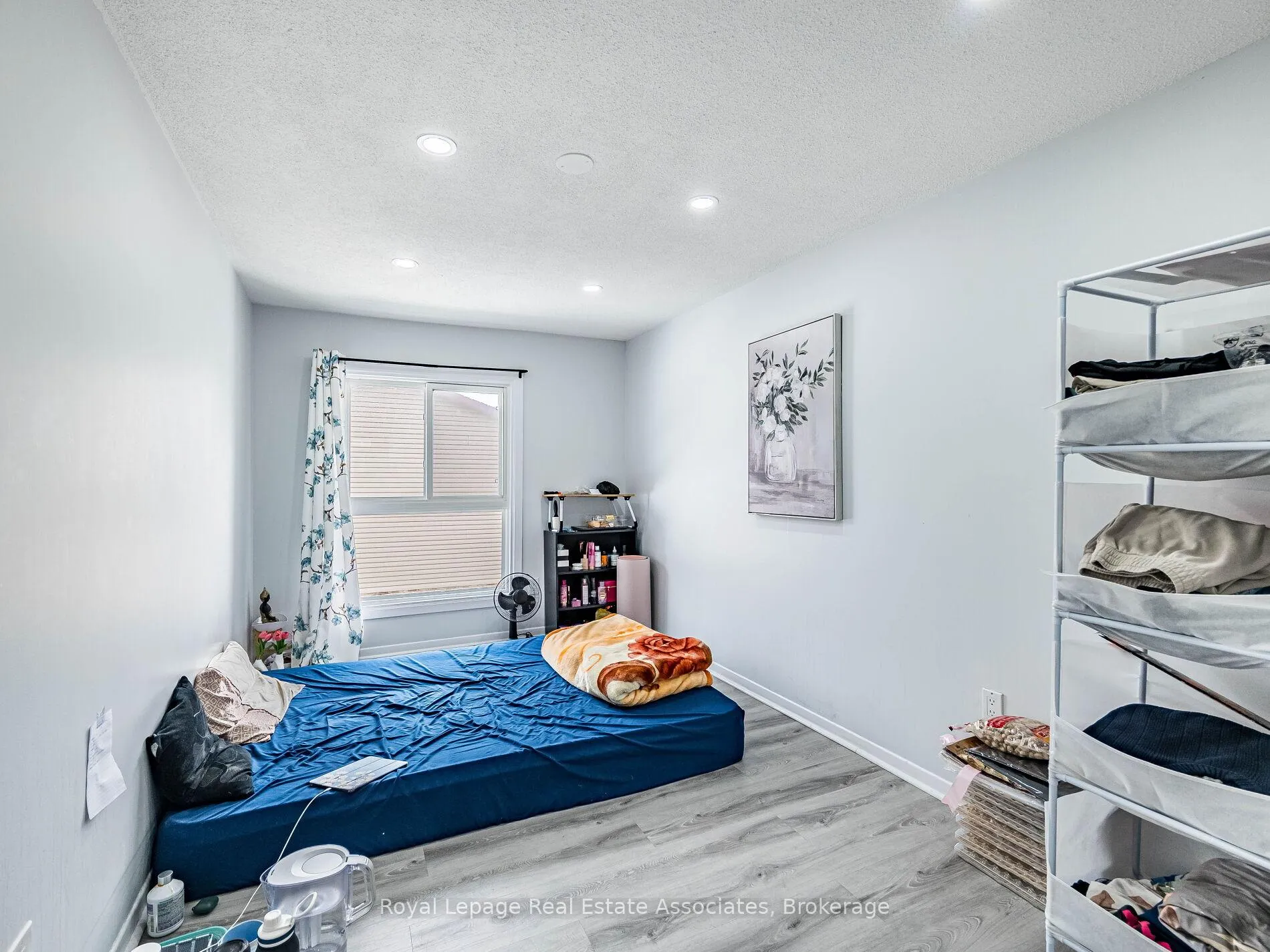 Photo 22 of 19 Gatwick Lane, Brampton, Northgate — HOMEH
