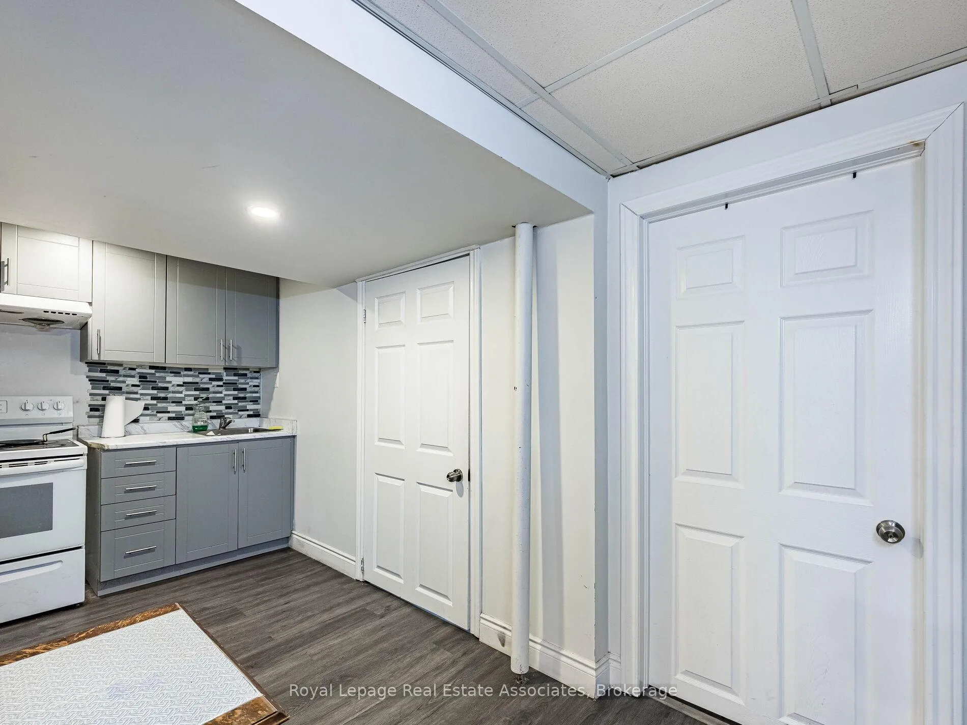 Photo 26 of 19 Gatwick Lane, Brampton, Northgate — HOMEH