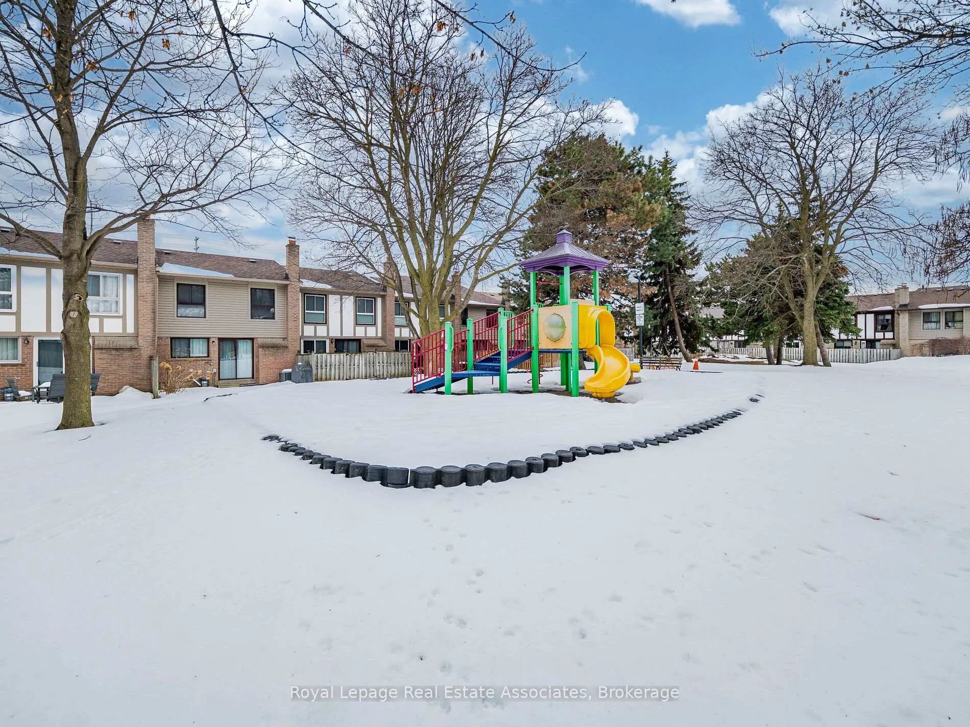 Photo 39 of 19 Gatwick Lane, Brampton, Northgate — HOMEH