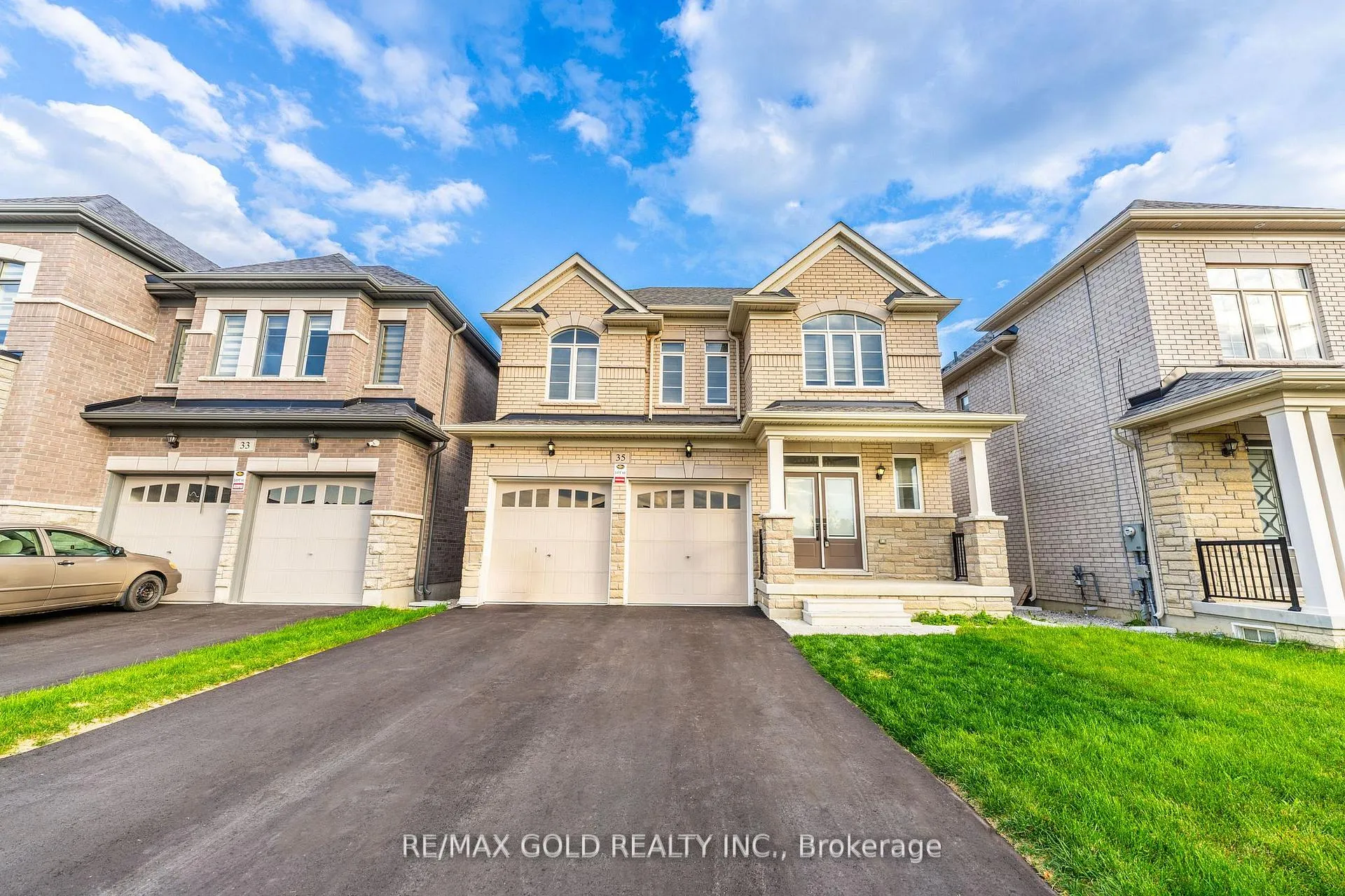 Photo 1 of 35 Academy Drive, Brampton, Bram East — HOMEH