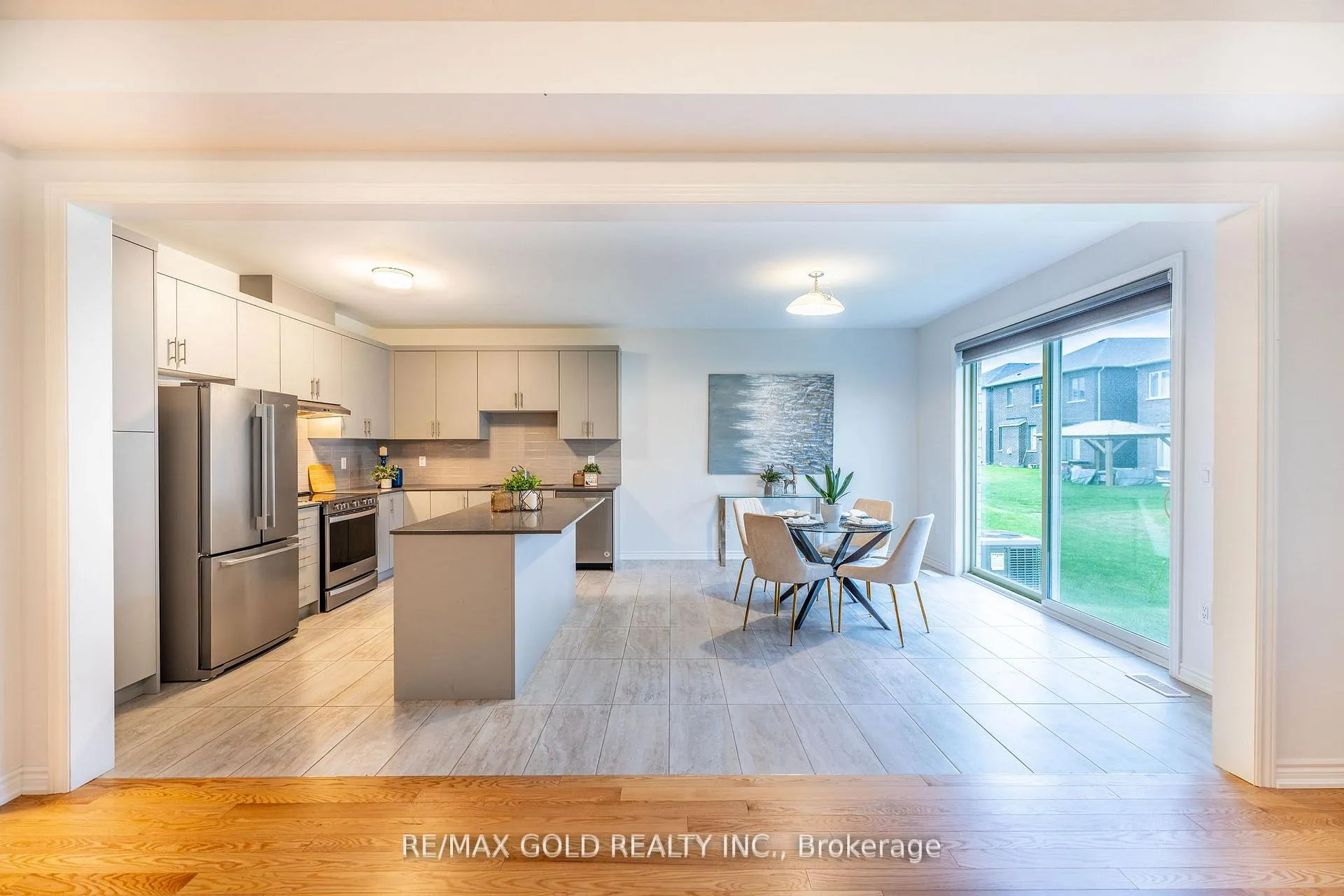 Photo 15 of 35 Academy Drive, Brampton, Bram East — HOMEH